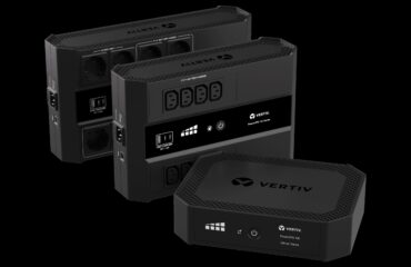 Vertiv-PowerUPS-100_product-imagery_group 1